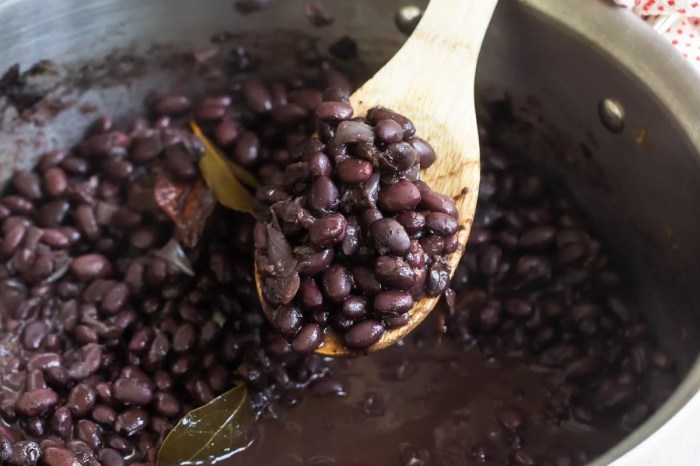 How to cook black beans chipotle style