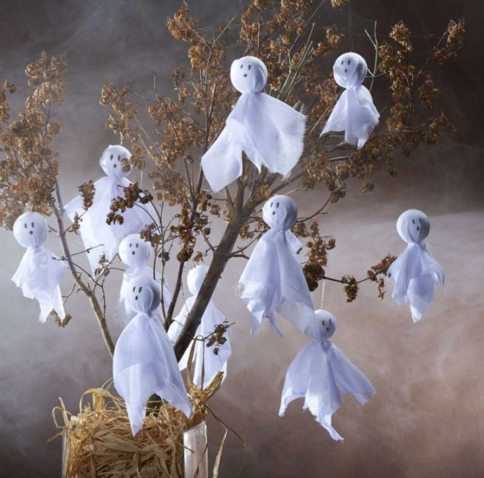 How to make a ghost for halloween decoration